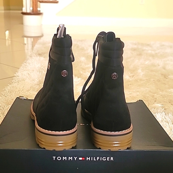 Tommy Hilfiger Boots - Picture 2 of 4